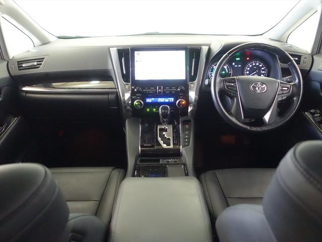 アルファードハイブリッド SR Cパッケージ シートヒーター シートエアコン パワーシート オットマン 3列シート トランクスルー フロアマット コネクテッド機能 ナビ CD ミュージックサーバー 音楽プレーヤー接続(12枚目)