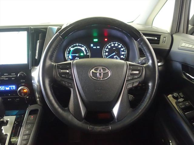 アルファードハイブリッド SR Cパッケージ シートヒーター シートエアコン パワーシート オットマン 3列シート トランクスルー フロアマット コネクテッド機能 ナビ CD ミュージックサーバー 音楽プレーヤー接続(17枚目)