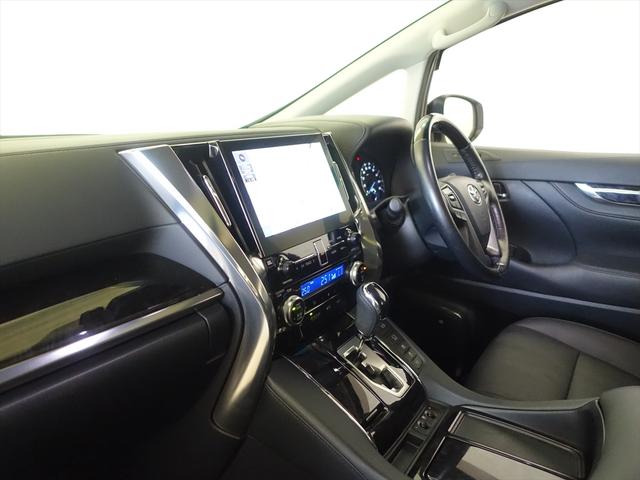 アルファードハイブリッド SR Cパッケージ シートヒーター シートエアコン パワーシート オットマン 3列シート トランクスルー フロアマット コネクテッド機能 ナビ CD ミュージックサーバー 音楽プレーヤー接続(19枚目)