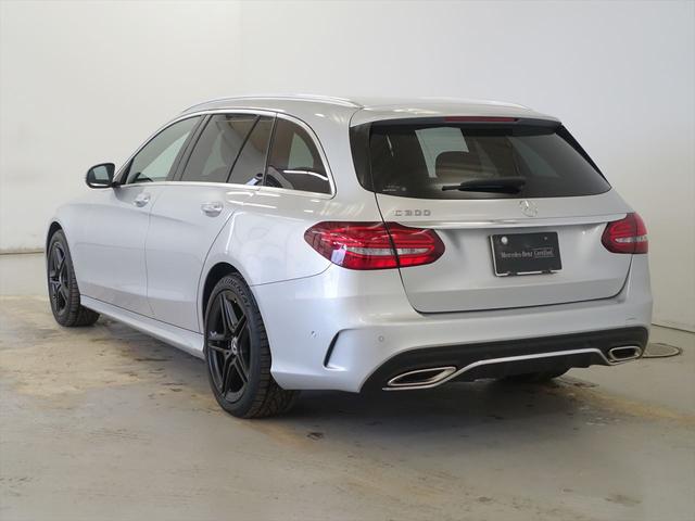 Cクラスステーションワゴン C200 ステーションワゴン ローレウスエディション スポーツプラスパッケージ レーダーセーフティパッケージ シートヒーター パワーシート トランクスルー フロアマット コネクテッド機能 ナビ 音楽プレーヤー接続 Bluetooth接続 TV ETC(4枚目)