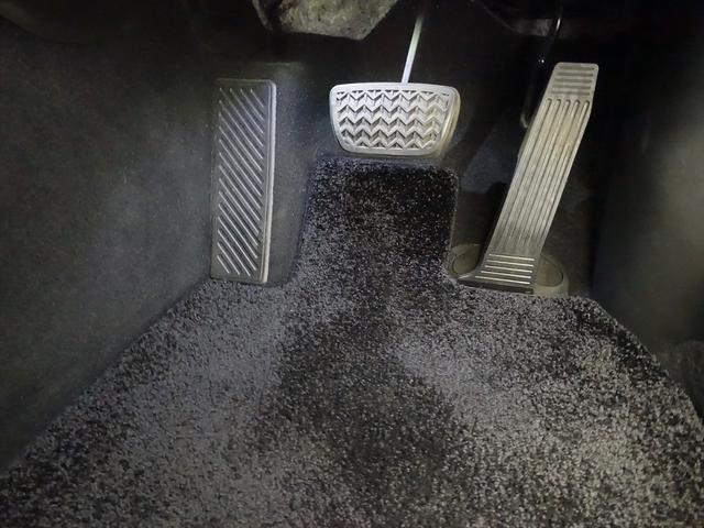 ＥＳ ＥＳ３００ｈ　バージョンＬ　シートヒーター　シートエアコン　パワーシート　フロアマット　コネクテッド機能　ナビ　ＣＤ　ミュージックサーバー　音楽プレーヤー接続　Ｂｌｕｅｔｏｏｔｈ接続　ＴＶ　ＤＶＤ再生　ＥＴＣ（27枚目）