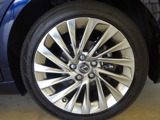 ＥＳ ＥＳ３００ｈ　バージョンＬ　シートヒーター　シートエアコン　パワーシート　フロアマット　コネクテッド機能　ナビ　ＣＤ　ミュージックサーバー　音楽プレーヤー接続　Ｂｌｕｅｔｏｏｔｈ接続　ＴＶ　ＤＶＤ再生　ＥＴＣ（32枚目）