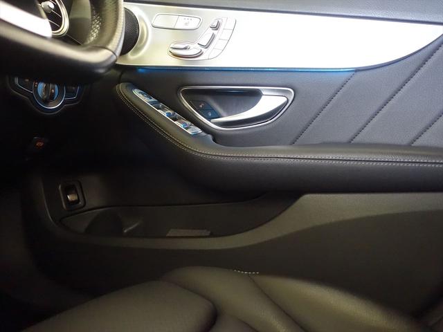 Ｃクラス Ｃ１８０　ローレウスエディション　レーダーセーフティパッケージ　シートヒーター　パワーシート　トランクスルー　フロアマット　コネクテッド機能　ナビ　ＣＤ　ミュージックサーバー　音楽プレーヤー接続　Ｂｌｕｅｔｏｏｔｈ接続　ＴＶ（12枚目）