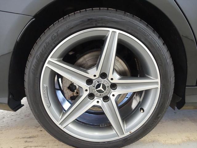 Ｃクラス Ｃ１８０　ローレウスエディション　レーダーセーフティパッケージ　シートヒーター　パワーシート　トランクスルー　フロアマット　コネクテッド機能　ナビ　ＣＤ　ミュージックサーバー　音楽プレーヤー接続　Ｂｌｕｅｔｏｏｔｈ接続　ＴＶ（28枚目）