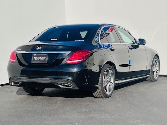 Ｃクラス Ｃ１８０　ローレウスエディション　レーダーセーフティパッケージ　シートヒーター　パワーシート　トランクスルー　フロアマット　コネクテッド機能　ナビ　ＣＤ　ミュージックサーバー　音楽プレーヤー接続　Ｂｌｕｅｔｏｏｔｈ接続　ＴＶ（32枚目）