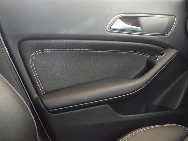 ＣＬＡクラス ＣＬＡ１８０　ＡＭＧスタイル　レーダーセーフティパッケージ　シートヒーター　トランクスルー　フロアマット　ナビ　ＣＤ　ミュージックサーバー　音楽プレーヤー接続　Ｂｌｕｅｔｏｏｔｈ接続　ＴＶ　ＤＶＤ再生　ＥＴＣ　ＬＥＤヘッドライト（12枚目）