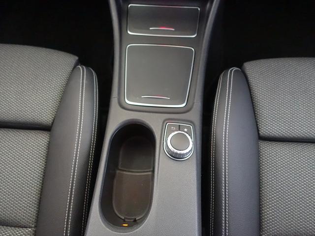 ＣＬＡクラス ＣＬＡ１８０　ＡＭＧスタイル　レーダーセーフティパッケージ　シートヒーター　トランクスルー　フロアマット　ナビ　ＣＤ　ミュージックサーバー　音楽プレーヤー接続　Ｂｌｕｅｔｏｏｔｈ接続　ＴＶ　ＤＶＤ再生　ＥＴＣ　ＬＥＤヘッドライト（14枚目）