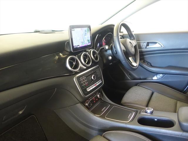 ＣＬＡクラス ＣＬＡ１８０　ＡＭＧスタイル　レーダーセーフティパッケージ　シートヒーター　トランクスルー　フロアマット　ナビ　ＣＤ　ミュージックサーバー　音楽プレーヤー接続　Ｂｌｕｅｔｏｏｔｈ接続　ＴＶ　ＤＶＤ再生　ＥＴＣ　ＬＥＤヘッドライト（17枚目）