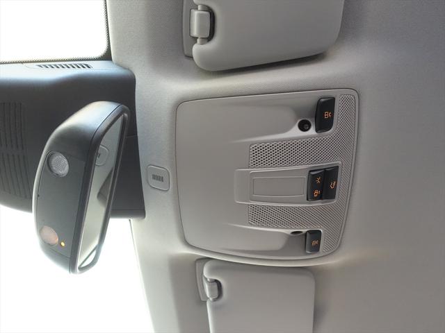 ＣＬＡクラス ＣＬＡ１８０　ＡＭＧスタイル　レーダーセーフティパッケージ　シートヒーター　トランクスルー　フロアマット　ナビ　ＣＤ　ミュージックサーバー　音楽プレーヤー接続　Ｂｌｕｅｔｏｏｔｈ接続　ＴＶ　ＤＶＤ再生　ＥＴＣ　ＬＥＤヘッドライト（18枚目）