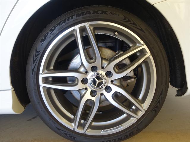 ＣＬＡクラス ＣＬＡ１８０　ＡＭＧスタイル　レーダーセーフティパッケージ　シートヒーター　トランクスルー　フロアマット　ナビ　ＣＤ　ミュージックサーバー　音楽プレーヤー接続　Ｂｌｕｅｔｏｏｔｈ接続　ＴＶ　ＤＶＤ再生　ＥＴＣ　ＬＥＤヘッドライト（28枚目）