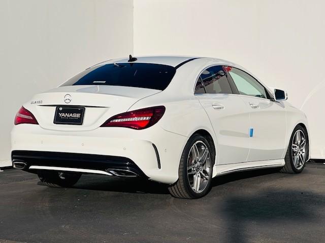 ＣＬＡクラス ＣＬＡ１８０　ＡＭＧスタイル　レーダーセーフティパッケージ　シートヒーター　トランクスルー　フロアマット　ナビ　ＣＤ　ミュージックサーバー　音楽プレーヤー接続　Ｂｌｕｅｔｏｏｔｈ接続　ＴＶ　ＤＶＤ再生　ＥＴＣ　ＬＥＤヘッドライト（32枚目）