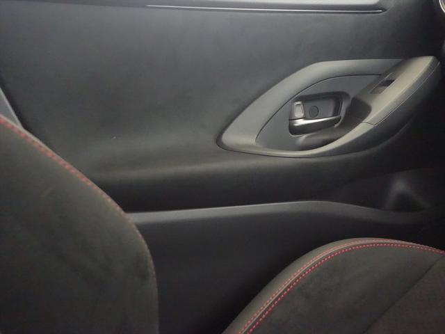 ＧＲヤリス ＲＺ　ハイパフォーマンス　シートヒーター　トランクスルー　フロアマット　コネクテッド機能　ナビ　音楽プレーヤー接続　Ｂｌｕｅｔｏｏｔｈ接続　ＴＶ　ＥＴＣ　ＬＥＤヘッドライト　バックモニター　盗難防止　衝突被害軽減ブレーキ（14枚目）