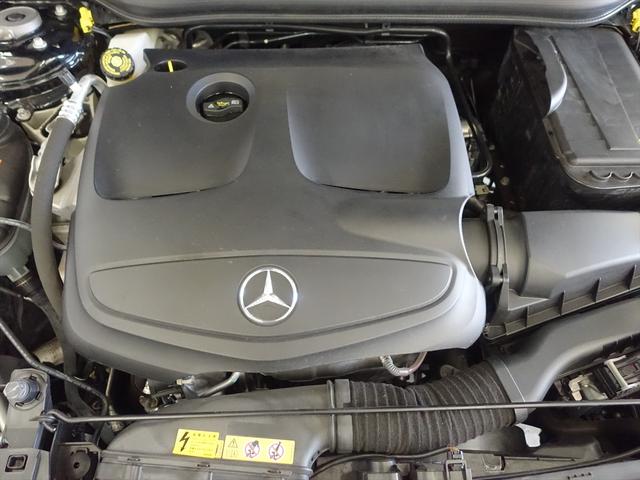 ＧＬＡクラス ＧＬＡ２５０　４МＡＴＩＣ　シートヒーター　トランクスルー　フロアマット　ナビ　ＣＤ　ミュージックサーバー　音楽プレーヤー接続　Ｂｌｕｅｔｏｏｔｈ接続　ＴＶ　ＤＶＤ再生　ＥＴＣ　ＬＥＤヘッドライト　電動リアゲート　バックモニター（5枚目）
