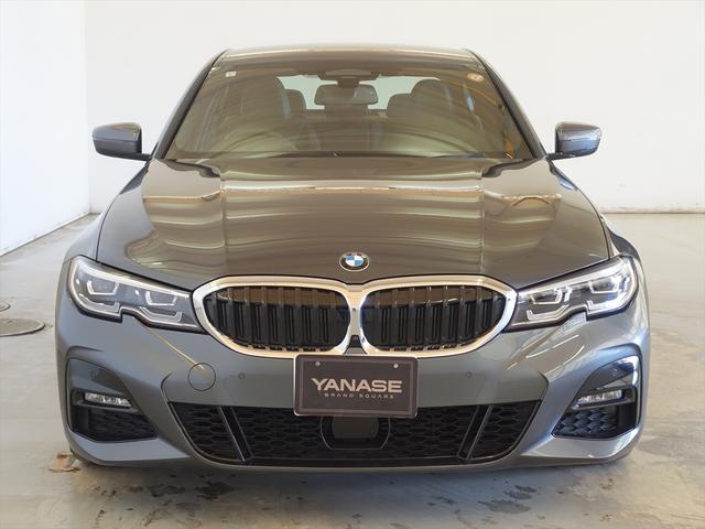 ３シリーズ ３２０ｄ　ｘＤｒｉｖｅ　Ｍスポーツ　シートヒーター　パワーシート　トランクスルー　フロアマット　ナビ　音楽プレーヤー接続　Ｂｌｕｅｔｏｏｔｈ接続　ＥＴＣ　ＬＥＤヘッドライト　電動リアゲート　全周囲カメラ　フロントカメラ　サイドカメラ（2枚目）