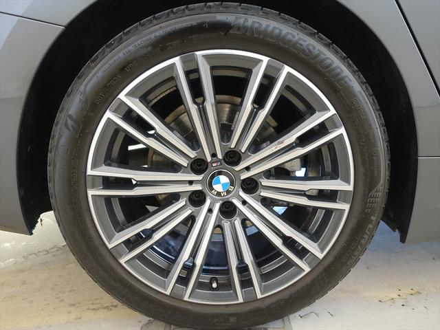 ３シリーズ ３２０ｄ　ｘＤｒｉｖｅ　Ｍスポーツ　シートヒーター　パワーシート　トランクスルー　フロアマット　ナビ　音楽プレーヤー接続　Ｂｌｕｅｔｏｏｔｈ接続　ＥＴＣ　ＬＥＤヘッドライト　電動リアゲート　全周囲カメラ　フロントカメラ　サイドカメラ（32枚目）
