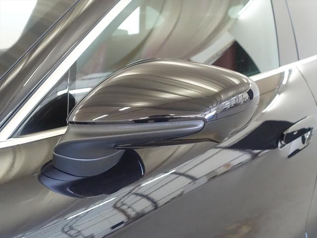 タイカンクロスツーリスモ タイカン　ターボクロスツーリスモ　シートヒーター　パワーシート　トランクスルー　フロアマット　ナビ　音楽プレーヤー接続　Ｂｌｕｅｔｏｏｔｈ接続　ＥＴＣ　サンルーフ・ガラスルーフ　ＬＥＤヘッドライト　電動リアゲート　全周囲カメラ（7枚目）