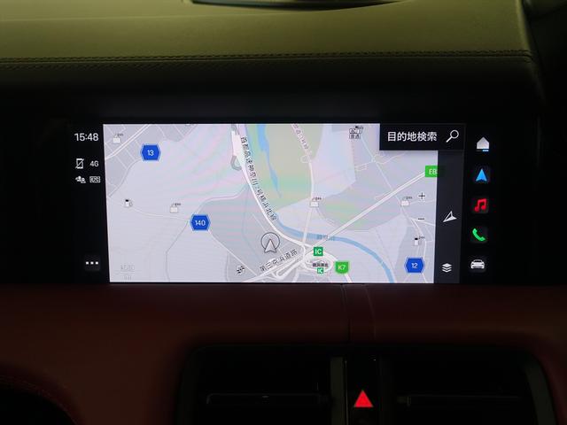 タイカンクロスツーリスモ タイカン　ターボクロスツーリスモ　シートヒーター　パワーシート　トランクスルー　フロアマット　ナビ　音楽プレーヤー接続　Ｂｌｕｅｔｏｏｔｈ接続　ＥＴＣ　サンルーフ・ガラスルーフ　ＬＥＤヘッドライト　電動リアゲート　全周囲カメラ（10枚目）