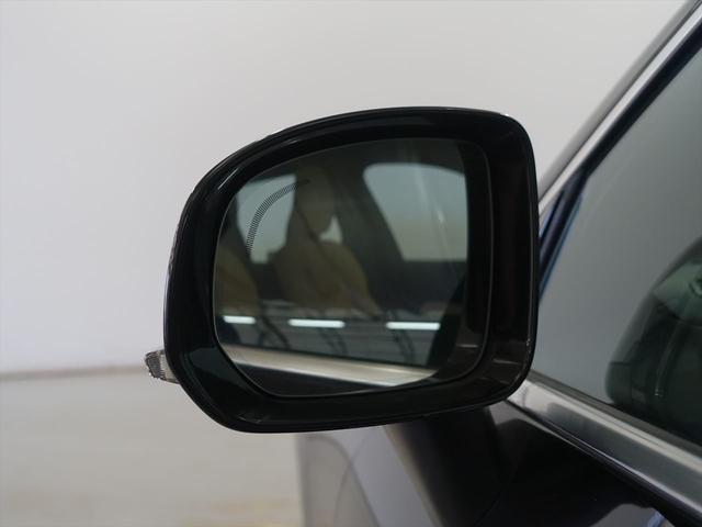 XC60 D4 AWD インスクリプション シートヒーター シートエアコン パワーシート トランクスルー フロアマット ナビ CD 音楽プレーヤー接続 Bluetooth接続 TV ETC サンルーフ・ガラスルーフ LEDヘッドライト(6枚目)