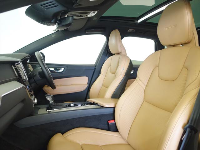 XC60 D4 AWD インスクリプション シートヒーター シートエアコン パワーシート トランクスルー フロアマット ナビ CD 音楽プレーヤー接続 Bluetooth接続 TV ETC サンルーフ・ガラスルーフ LEDヘッドライト(18枚目)