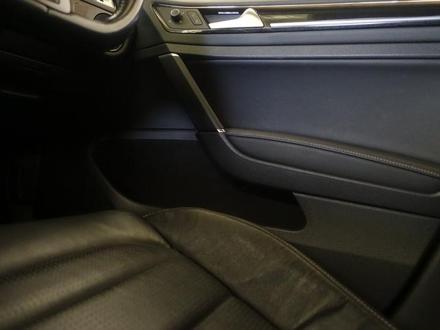 ゴルフ ＴＳＩ　ハイライン　マイスター　シートヒーター　パワーシート　トランクスルー　フロアマット　ナビ　ＣＤ　ミュージックサーバー　音楽プレーヤー接続　Ｂｌｕｅｔｏｏｔｈ接続　ＴＶ　ＤＶＤ再生　ＥＴＣ　ＬＥＤヘッドライト　バックモニター（19枚目）