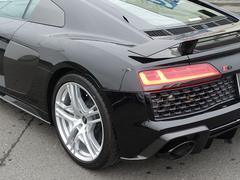 Ｒ８ Ｖ１０　パフォーマンス　５．２　ＦＳＩ　クワトロ 0503091A20240413G001 7