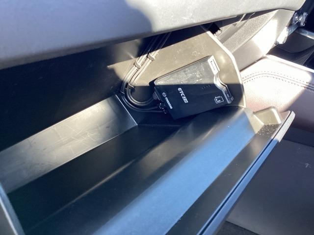 CX-8 2.2 XD プロアクティブ ディーゼルターボ 19インチアルミホイール 電動シート マツダコネクトナビ ETC 360ビューカメラ 衝突被害軽減ブレーキ シートヒーター アドバンストキー 横滑り防止機能 USBポート 地デジ アイスト 車線逸脱(24枚目)