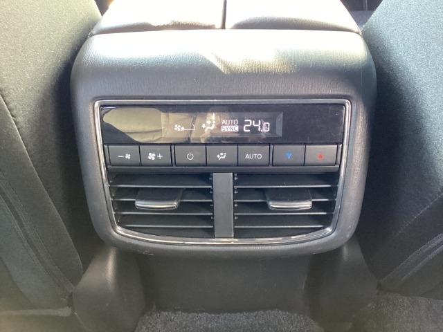 CX-8 2.2 XD プロアクティブ ディーゼルターボ 19インチアルミホイール 電動シート マツダコネクトナビ ETC 360ビューカメラ 衝突被害軽減ブレーキ シートヒーター アドバンストキー 横滑り防止機能 USBポート 地デジ アイスト 車線逸脱(25枚目)