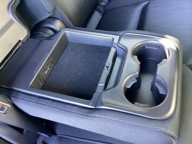 CX-8 2.2 XD プロアクティブ ディーゼルターボ 19インチアルミホイール 電動シート マツダコネクトナビ ETC 360ビューカメラ 衝突被害軽減ブレーキ シートヒーター アドバンストキー 横滑り防止機能 USBポート 地デジ アイスト 車線逸脱(31枚目)