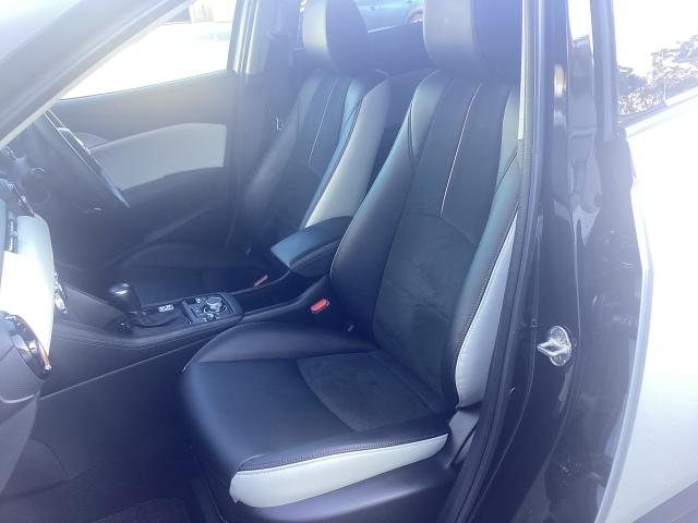 ＣＸ－３ １．５　１５Ｓ　スーパー　エッジー　ＥＴＣ　３６０°ビューモニター　前後ドライブレコーダー　電動シート　シートヒーター　ステアリングヒーター　レーダークルコン　ＤＶＤ再生　ＬＥＤヘッドランプ　ドラレコ　ワンオーナー　アイドリングストップ（9枚目）