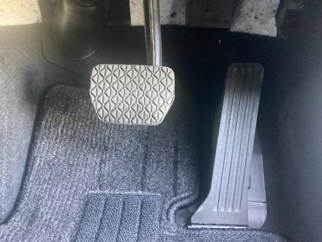 ＣＸ－３ １．５　１５Ｓ　スーパー　エッジー　ＥＴＣ　３６０°ビューモニター　前後ドライブレコーダー　電動シート　シートヒーター　ステアリングヒーター　レーダークルコン　ＤＶＤ再生　ＬＥＤヘッドランプ　ドラレコ　ワンオーナー　アイドリングストップ（34枚目）