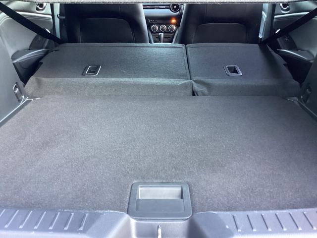 ＣＸ－３ １．８　ＸＤ　プロアクティブ　Ｓパッケージ　ディーゼルターボ　ＥＴＣ２．０　３６０°ビューモニター　マツダコネクトナビ　ドライブレコーダー　電動シート　シートヒーター　Ｂｌｕｅｔｏｏｔｈ接続　ＵＳＢポート　ＡＡＣ　ＡＴハイビーム　クリアランスソナー　パワーシート（12枚目）