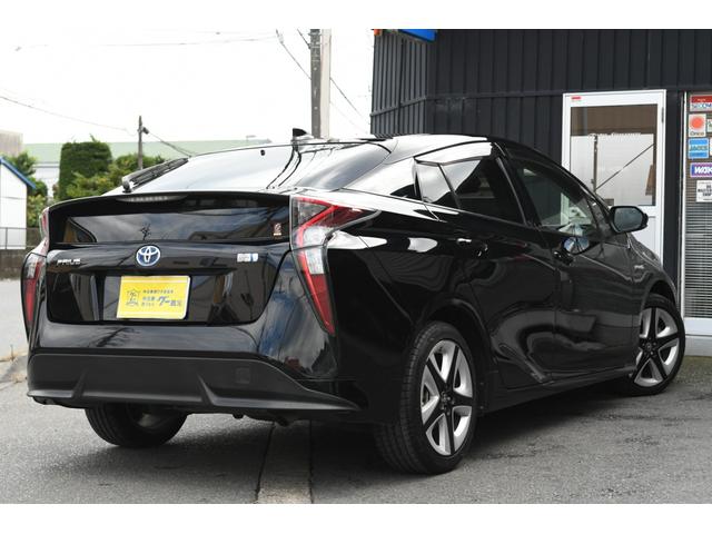 プリウス Ｓツーリングセレクション　純正ナビ　バックカメラ　ＥＴＣ（7枚目）