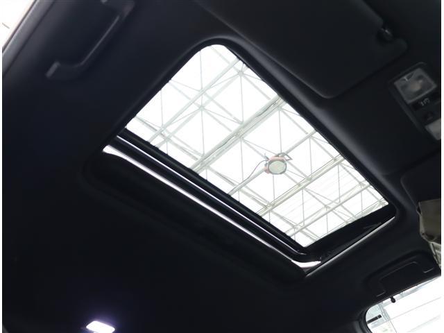 アウトランダーＰＨＥＶ Ｓエディション　サンルーフ　純正ＳＤナビフルセグＤＶＤ再生全方位カメラＢｌｕｅｔｏｏｔｈ接続　レーダークルーズ　　ハーフレザーシートヒーター　ＬＥＤライト　フォグライト　スマートキー　純正１８インチアルミ（21枚目）