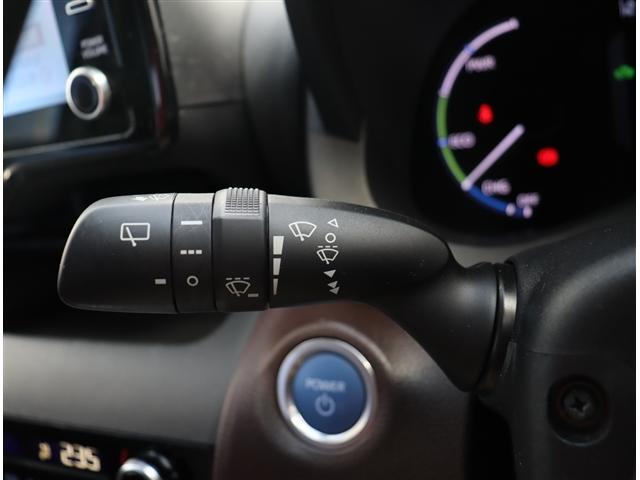 ヤリスクロス ハイブリッドＺ　モデリスタエアロ　純正８インチディスプレイオーディオパノラミックビューモニター　前後ドライブレコーダー　ハーフレザーパワーシートヒーター　レーダークルーズ　ＬＥＤライト　フォグライト　スマートキー（16枚目）