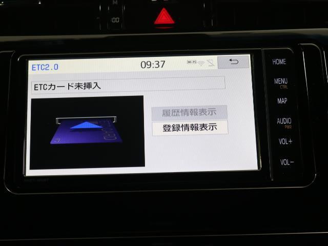 プレミアム　後カメラ　プリクラッシュセーフティーシステム　地デジ　ＰＷシート　ＬＥＤヘッド　クルーズコントロール　スマートキー　ＥＴＣ　横滑り防止機能　ナビ＆ＴＶ　ＤＶＤ再生可　盗難防止装置　オートエアコン(9枚目)