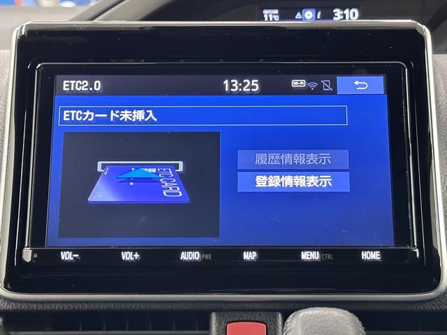 ヴォクシー ＺＳ　煌ＩＩ　アイドリングＳ　プッシュスタートスマートキー　地デジテレビ　ＥＴＣ装備　バックモニタ　Ｗエアコン　ＬＥＤヘッドライト　助手席エアバック　クルコン　ＤＶＤ再生機能　１オ－ナ－　パワーウィンドウ　ＡＷ（8枚目）