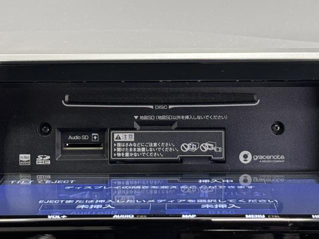 Ｓ　衝突軽減ブレーキ　Ｂカメラ　横滑り防止　クルコン　ナビＴＶ　ドライブレコーダー　フルセグ地デジＴＶ　スマートキー＆プッシュスタート　ＡＢＳ　アルミホイール　オートエアコン　ＥＴＣ車載器　ＷＳＲＳ　ＰＳ(10枚目)