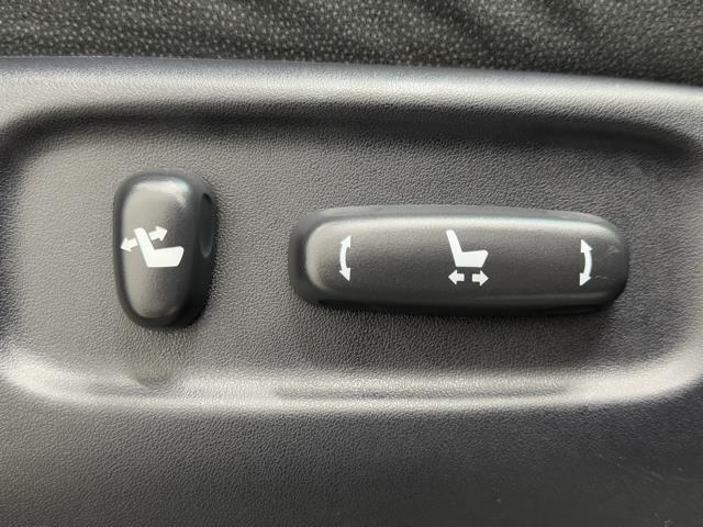 アルファード ３５０Ｓ　Ｃパッケージ　フルフラット　キーフリーシステム　バックモニター　エアバッグ　カーテンエアバック　地デジＴＶ　３列　横滑り防止装置　オートエアコン　オートクルーズ　ＨＤＤナビ　パワーシート　ＥＴＣ　ＡＣ１００Ｖ　ＡＷ（15枚目）