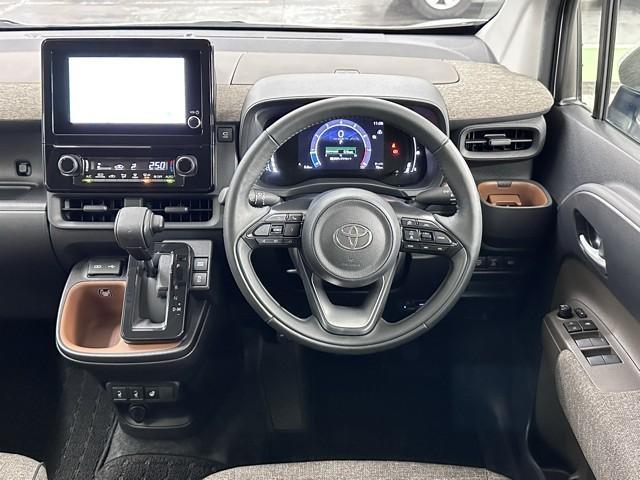 シエンタ Ｚ　衝突被害軽減ブレーキ　車検整備付　３６０度カメラ　ＢＴ接続　１オナ　Ｗ電動ドア　ＴＶ　イモビ　クルーズＣ　シートヒータ　ＬＥＤヘッドランプ　Ｓキー　横滑り防止機能　パワーウィンドウ　ＥＴＣ２．０（8枚目）