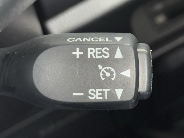 ノア ハイブリッドＧ　衝突被害軽減ブレーキ　車検整備付　両側電動スライドドア　ＥＴＣ２．０　ドライブレコーダー　３列シート　コーナーセンサー　Ｂｌｕｅｔｏｏｔｈオーディオ　ミュージックプレイヤー接続可　メモリナビ　Ｂカメラ（15枚目）