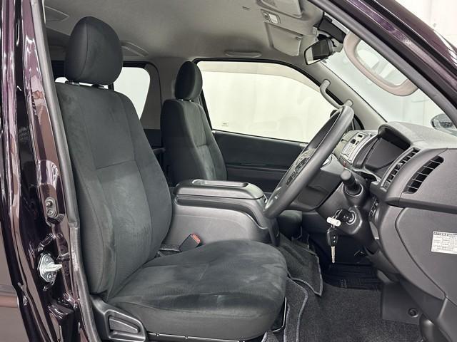 ハイエースバン ロングスーパーＧＬ　衝突被害軽減ブレーキ　車検整備付　ドライブレコーダ　ＥＴＣ　ＳＲＳ　Ｗエアコン　横滑り防止装置付　盗難防止機能　キーレス　エアコン　パワステ　ＡＢＳ　インテリジェントクリアランスソナー　点検記録簿（18枚目）