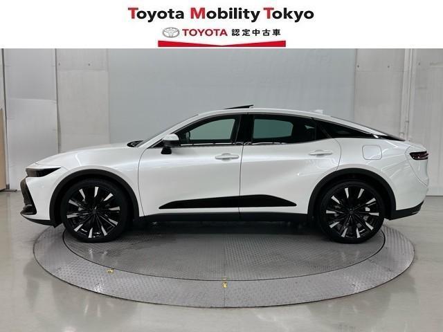 クラウンクロスオーバー ＲＳアドバンスド　衝突被害軽減ブレーキ　４ＷＤ　パワーバックドア　ドライブレコーダ　本革エアシート　ＥＴＣ２．０　Ｂｌｕｅｔｏｏｔｈオーディオ　ミュージックプレイヤー接続可　サンル－フ　全周囲カメラ　ＡＣ１００Ｖ（7枚目）