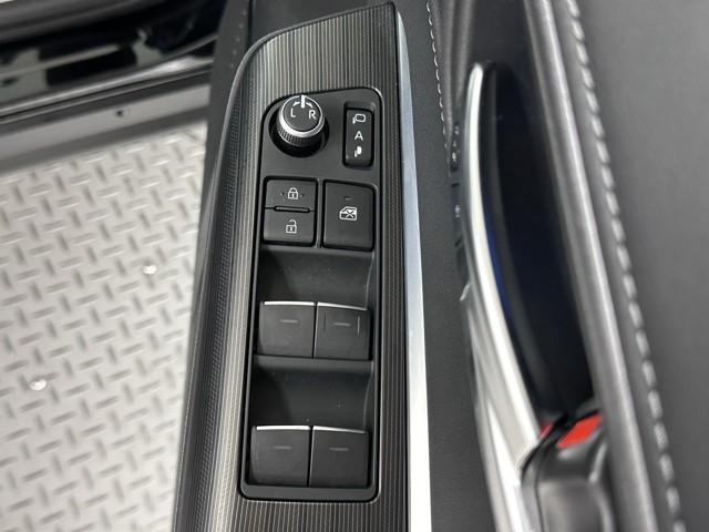 ハリアー Ｇ　衝突被害軽減ブレーキ　車検整備付　ＥＴＣ２．０　パワーバックドア　ＬＥＤランプ　ドライブレコーダー　１オーナ　バックモニタ－　スマキー　ＡＵＸ接続　Ｂｌｕｅｔｏｏｔｈオーディオ　セキュリティーアラーム（18枚目）