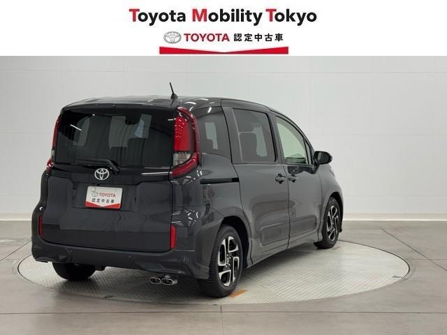 シエンタ Ｇ　衝突被害軽減ブレーキ　モデリスタエアロ　全周囲カメラ　ＢＬＵＥＴＯＯＴＨ　ミュージックプレイヤー接続可　ウォークスルー　メモリーナビ　ＥＴＣ２．０　ＡＢＳ　スマートキー　両側パワースライドドア　ＬＥＤ（6枚目）