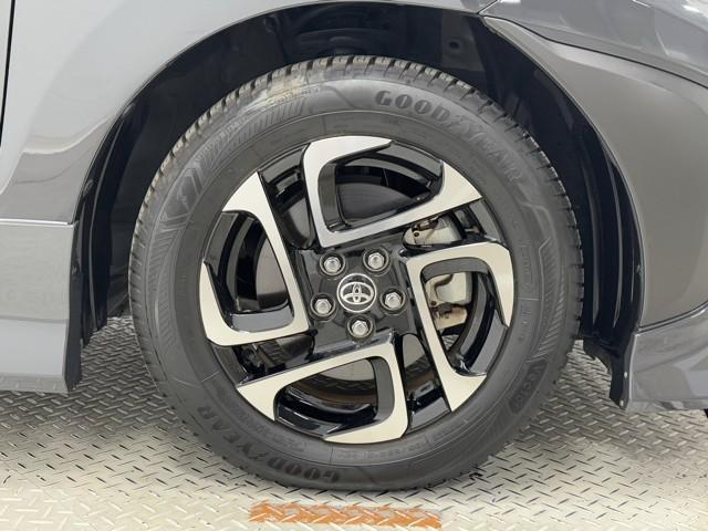 シエンタ Ｇ　衝突被害軽減ブレーキ　モデリスタエアロ　全周囲カメラ　ＢＬＵＥＴＯＯＴＨ　ミュージックプレイヤー接続可　ウォークスルー　メモリーナビ　ＥＴＣ２．０　ＡＢＳ　スマートキー　両側パワースライドドア　ＬＥＤ（22枚目）