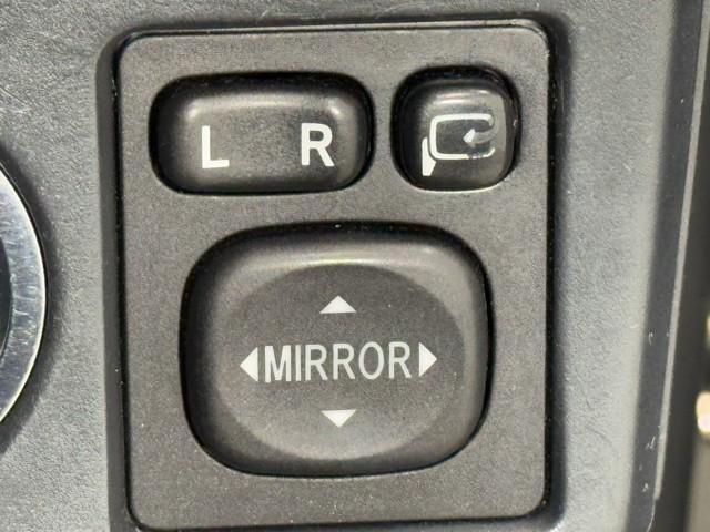 カローラフィールダー １．５Ｇ　車検整備付　ＨＤＤナビゲーション　ＥＴＣ車載器　電動格納ドアミラー　Ｂｌｕｅｔｏｏｔｈオーディオ　リヤカメラ　ＥＳＣ　地デジ　Ｗエアバック　スマートキー＆プッシュスタート　サイドエアバッグ　ＡＢＳ（17枚目）