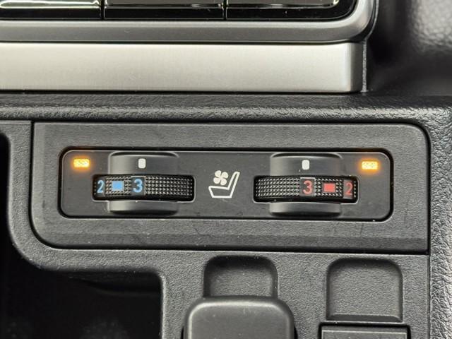 ランドクルーザープラド ＴＺ－Ｇ　衝突被害軽減ブレーキ　ＴＲＤエアロ　ＴＲＤマフラー　本革エアシート　ドラレコ　全周囲カメラ　４ＷＤ　Ｂｌｕｅｔｏｏｔｈオーディオ　ミュージックプレイヤー接続可　３列シート　２．０ＥＴＣ　メモリーナビ（19枚目）