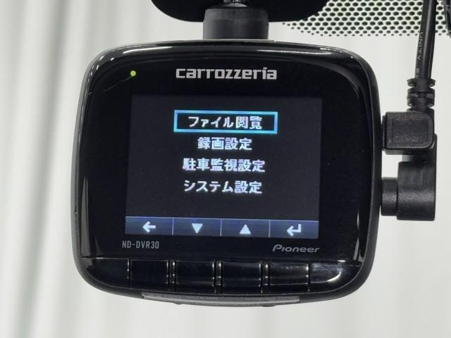 プリウス Sセーフティプラス 衝突回避システム Bモニター ドラレコ付き 定期点検記録簿 LEDライト クルコン ETC装備 スマートKEY ナビTV イモビライザー 横滑り防止機能 PW カーテンエアバッグ キーレスエントリー(12枚目)