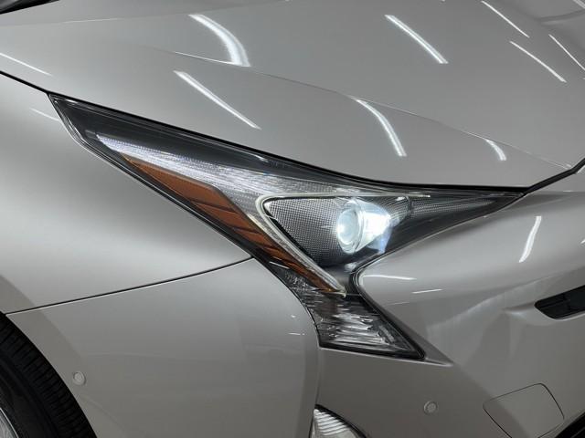 プリウス Sセーフティプラス 衝突回避システム Bモニター ドラレコ付き 定期点検記録簿 LEDライト クルコン ETC装備 スマートKEY ナビTV イモビライザー 横滑り防止機能 PW カーテンエアバッグ キーレスエントリー(22枚目)