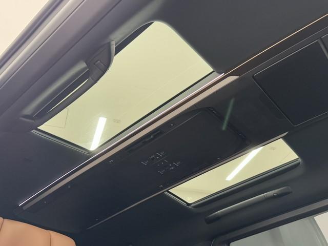 ヴェルファイアハイブリッド エグゼクティブラウンジ 衝突被害軽減ブレーキ 後席モニター パノラミックビュー ETC2.0 ムーンルーフ パワーバックドア 4WD 両側パワースライドドア 3列シート 本革エアシート メモリーナビ ドライブレコーダー(23枚目)